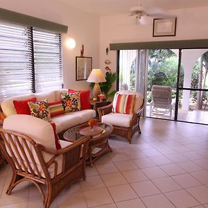 One-Bedroom Apartment Beach Front